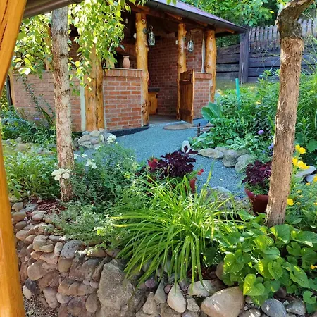 Ramonda Apartment *